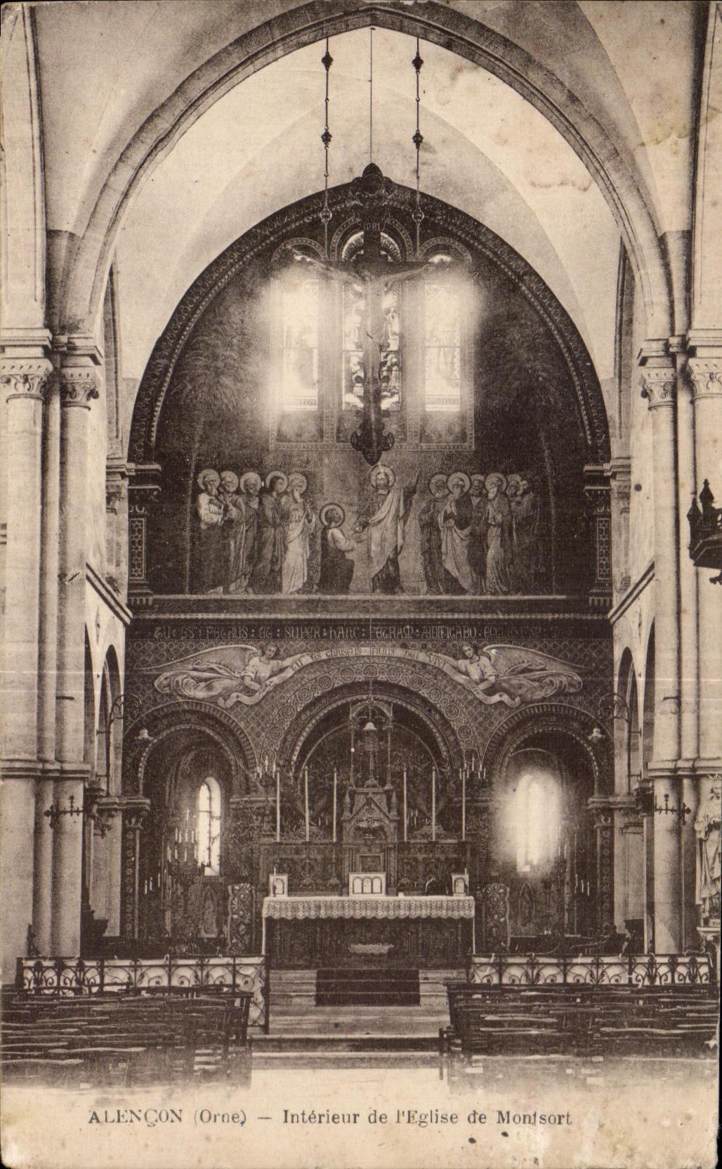 CPA Alencon Interieur de L Eglise de Montsort