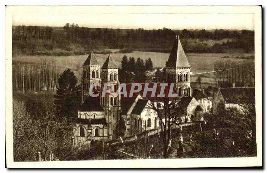 Morienville (Oise) — L'Église Notre-Dame, ancienne église abbatiale des Bénédictines — Photo P. Duclos - Pierrefonds