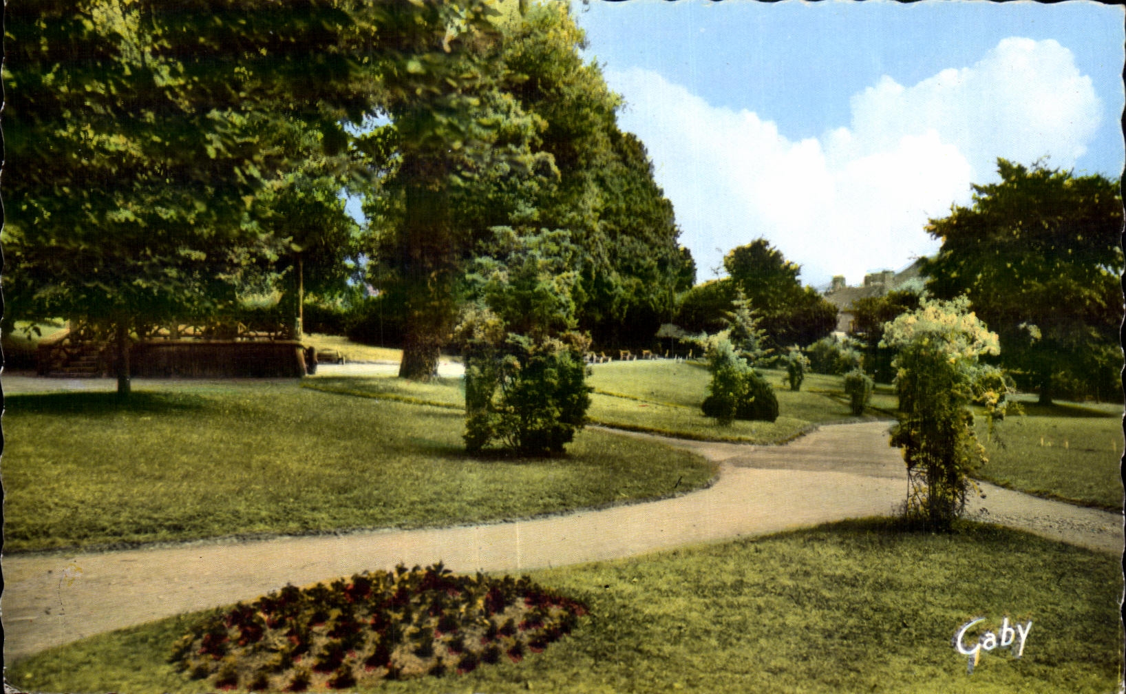 CPSM La Ferte Mace (Orne) Le Jardin Public