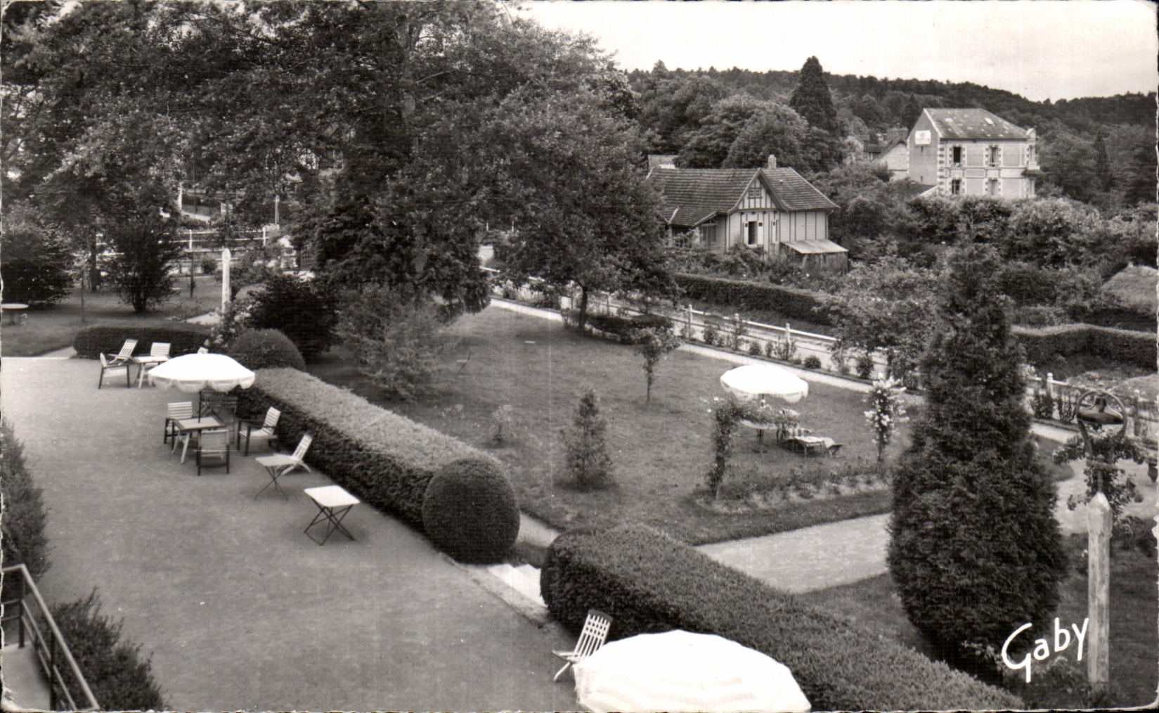 Jardins de l'Hôtel Clairmont — Station thermale de Bagnoles-de-l'Orne — Éditions Gaby