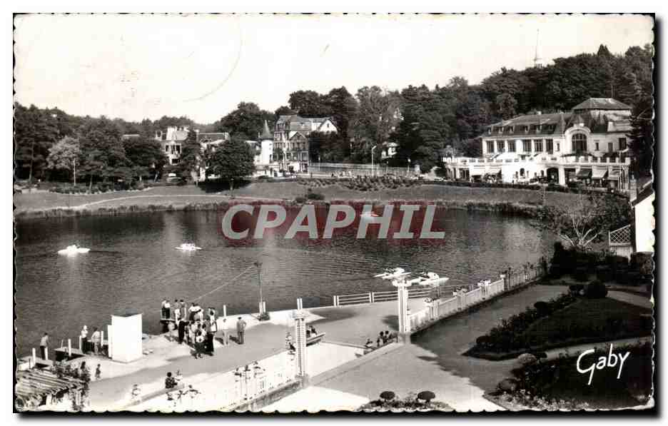 Bagnolles-de-l'Orne — Le Casino des Thermes et le Lac — Éditions Gaby