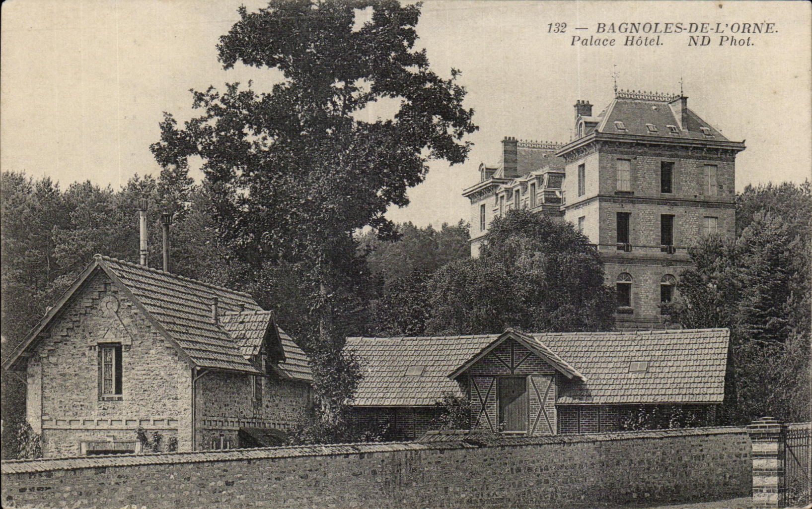 CPA Bagnoles De L Orne Palace Hotel ND Phot