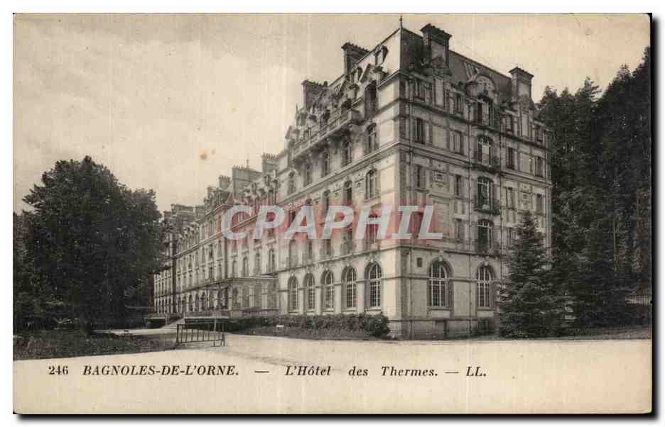 Bagnolles-de-l'Orne — L'Hôtel des Thermes — LL. — n° 246