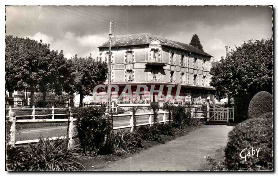 Hotel «Mont-Fleuri» — Stazione Termale di Bagnolles-de-l'Orne — Edizioni Gaby
