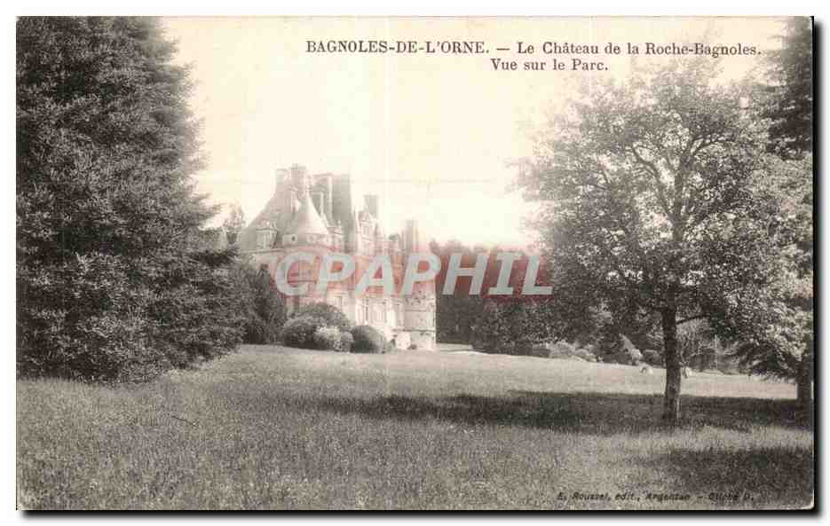 CPA Bagnoles De L Orne Le Chateau de la Roche Bagnoles Vue Sur le Parc