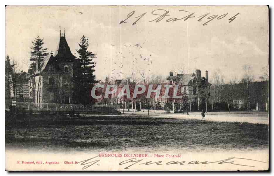 CPA Bagnoles De L Orne Place Centrale