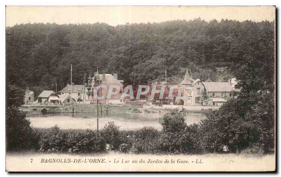 CPA Bagnoles De L Orne Le Lar Vu da Jardin de la Gare LL
