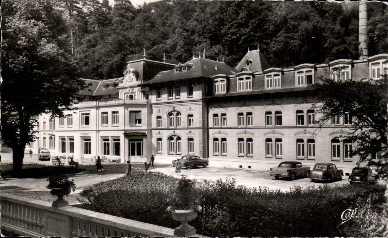 Les Thermes de Bagnoles-de-l'Orne — Établissement Thermal — C.A.P. (57) Réal-Photo
