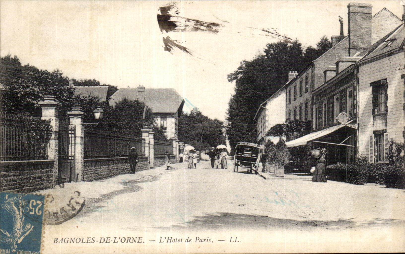 CPA Bagnoles De L orne L Hotel de Paris