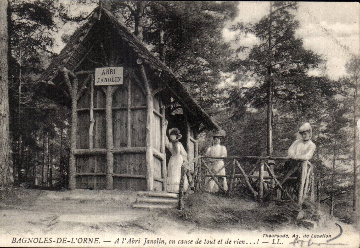 Abri Janolin — Bagnoles-de-l'Orne — Thouroude, Ag. de Location