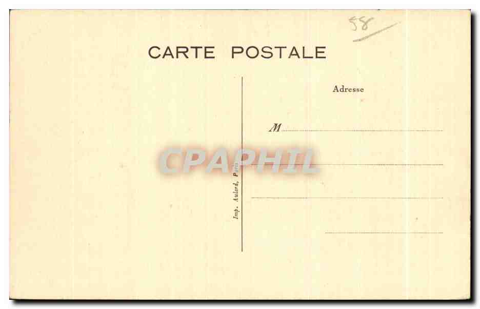 Cour intérieure - Croix du parterre - Chapelle où fut inhumée Sainte Bernadette - Maison Mère des Sœurs de la Charité, Nevers — Rückseite