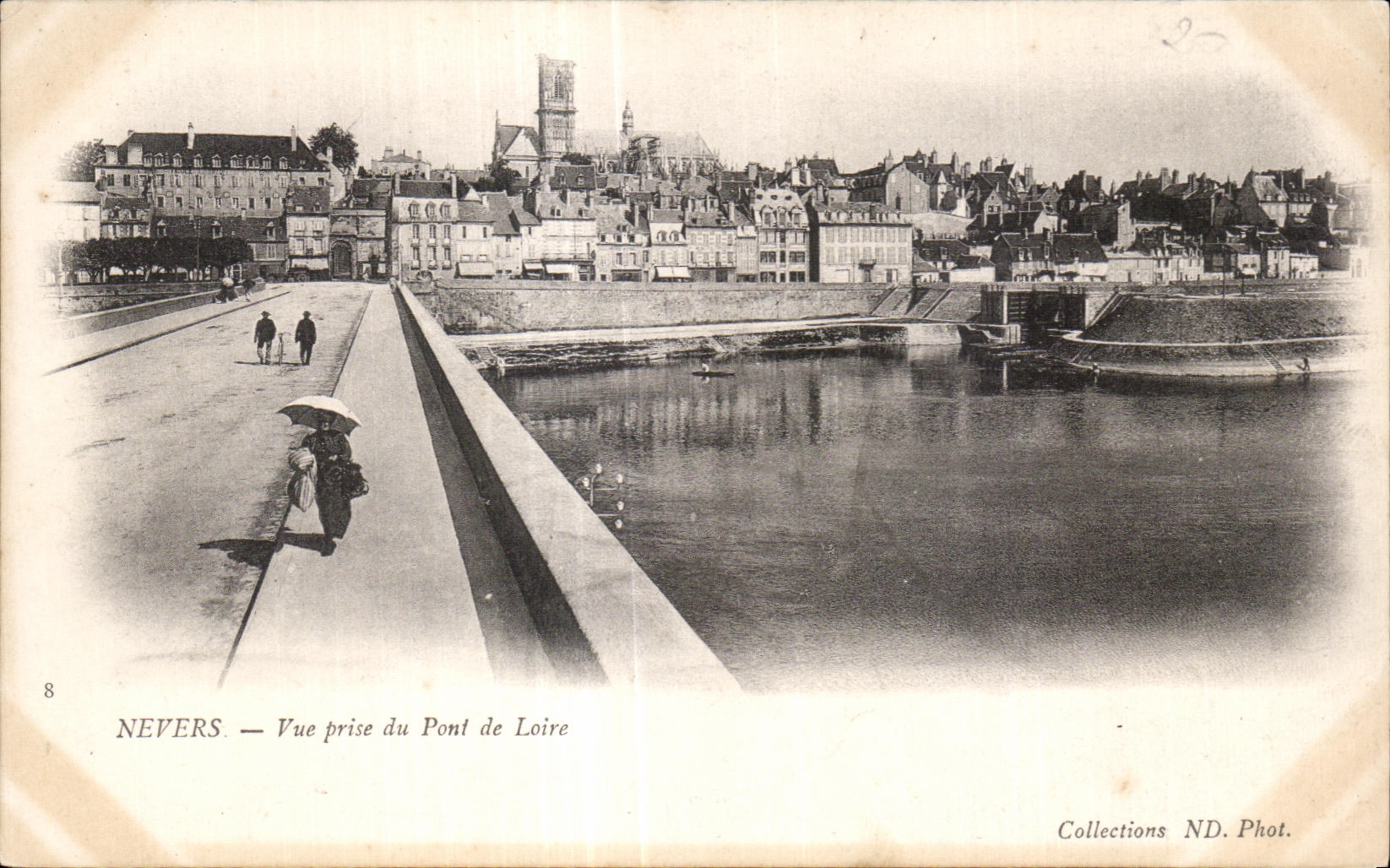 CPA Nevers Vue Prise du Pont de Loire