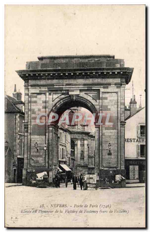 CPA Nievre Nevers Porte de Paris