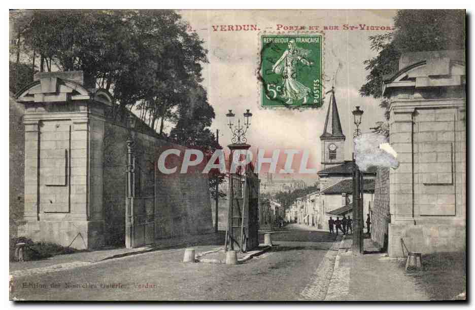 CPA Verdun Porte et rue St Victor