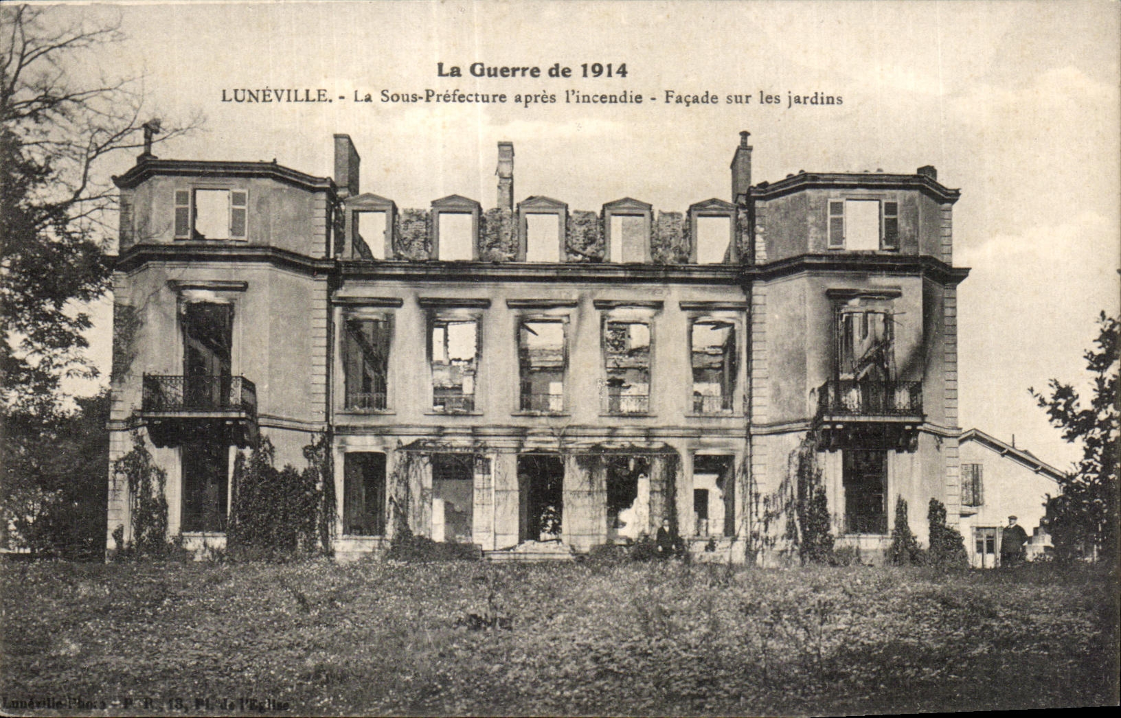 Lunéville — La Sous-Préfecture après l'incendie — Façade sur les jardins