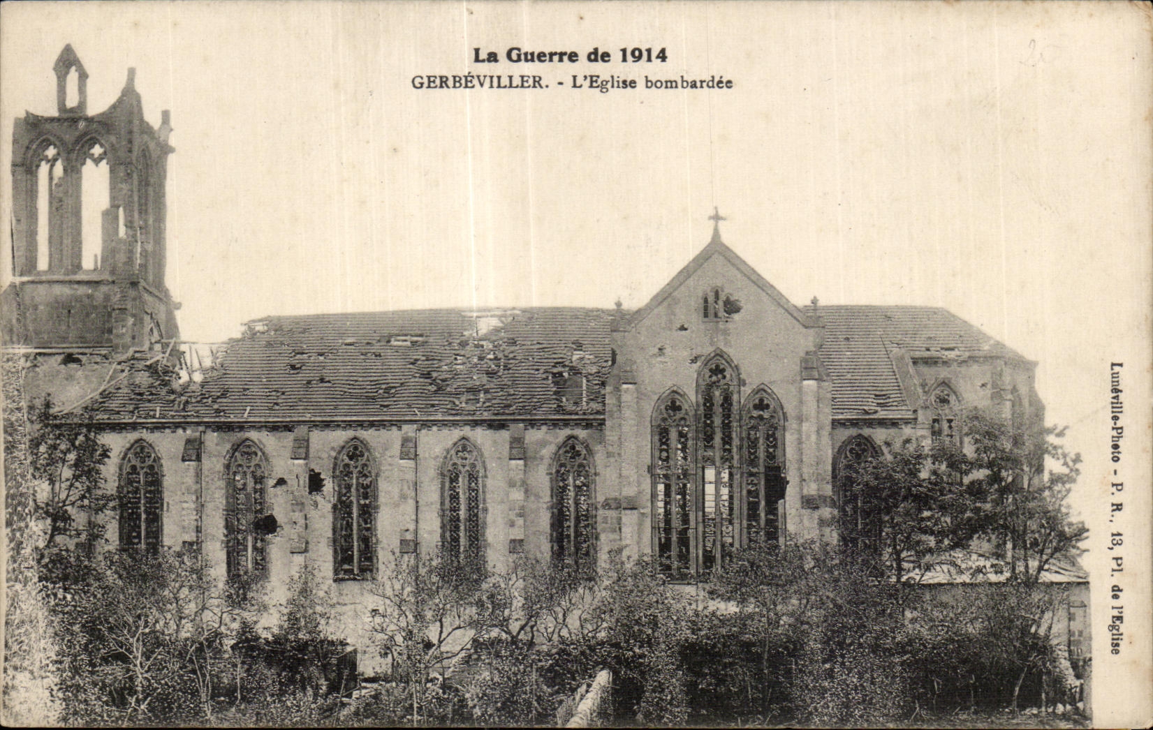 CPA Gerbeviller La Guerre de L Eglise bombardee Militaria