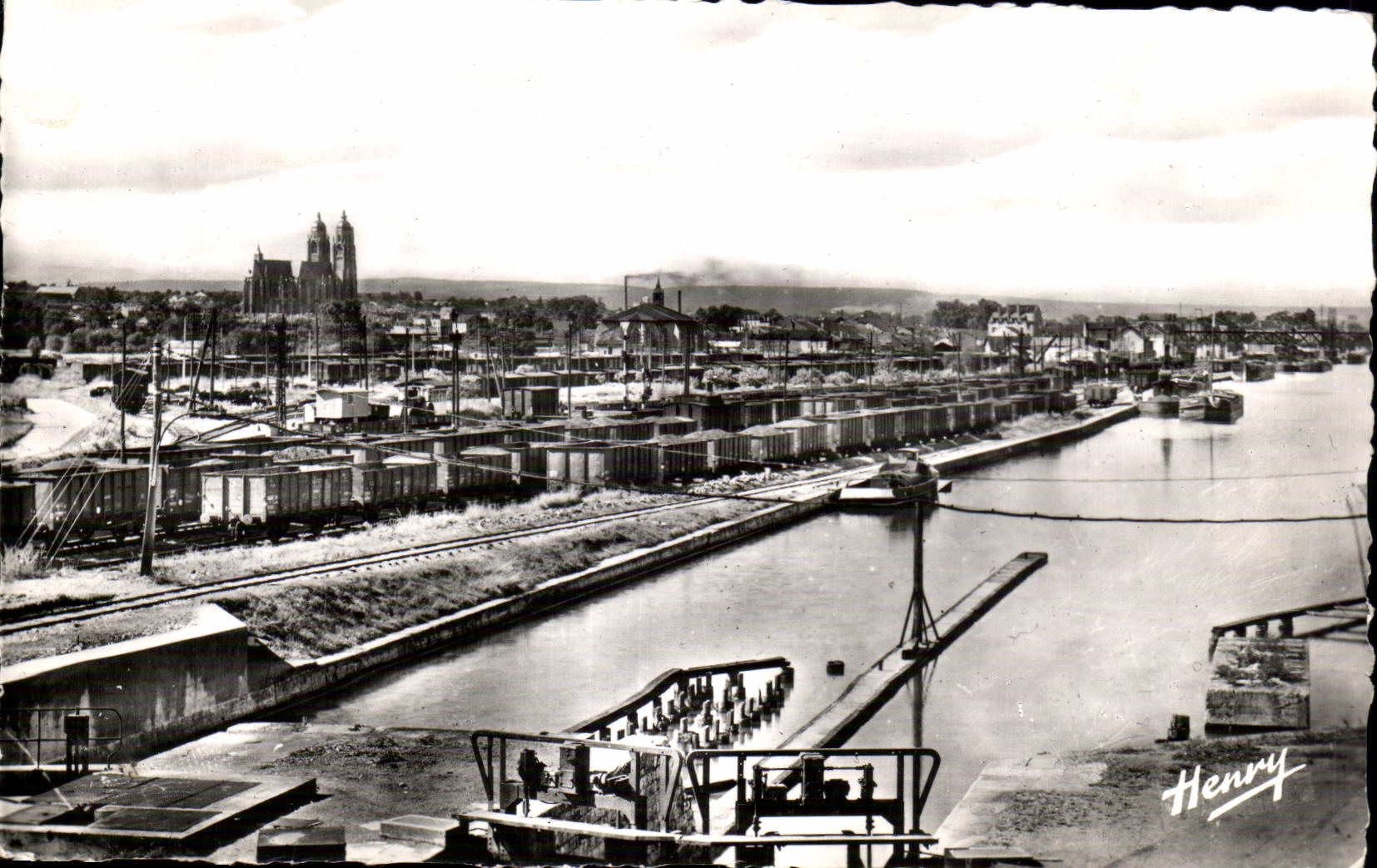 Allgemeiner Blick auf den Kanal der Marne zum Rhein — Saint-Nicolas — Editions Henry