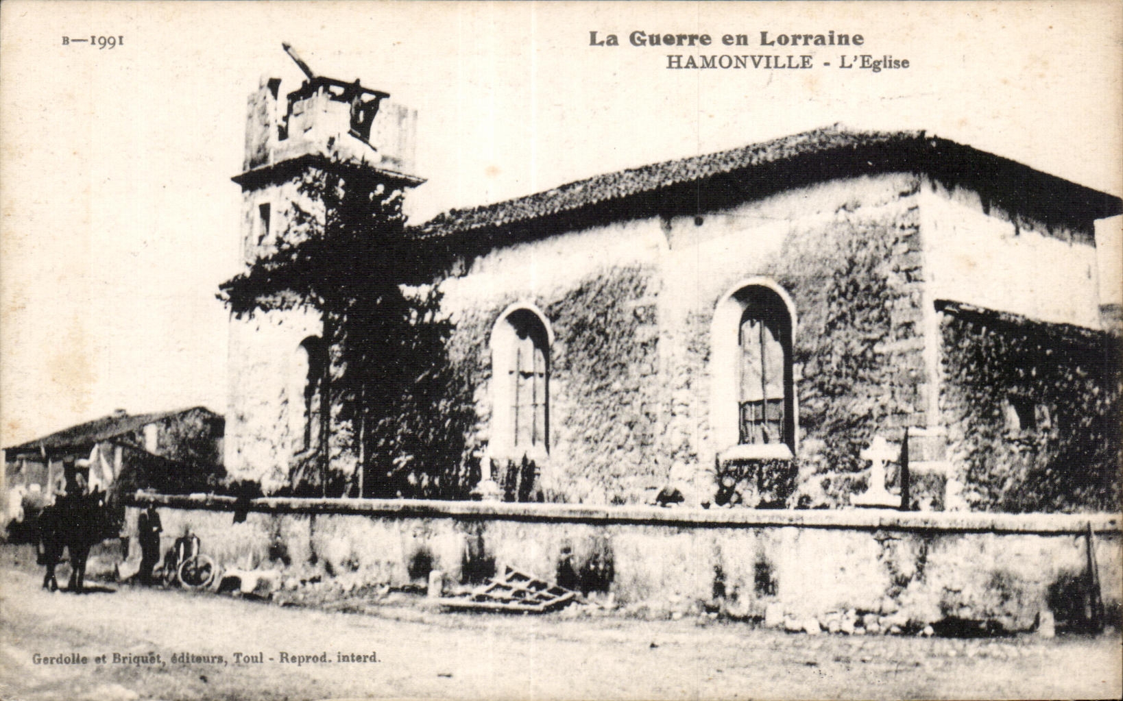 CPA La Guerre en Lorraine Hamonville L Eglise Militaria 