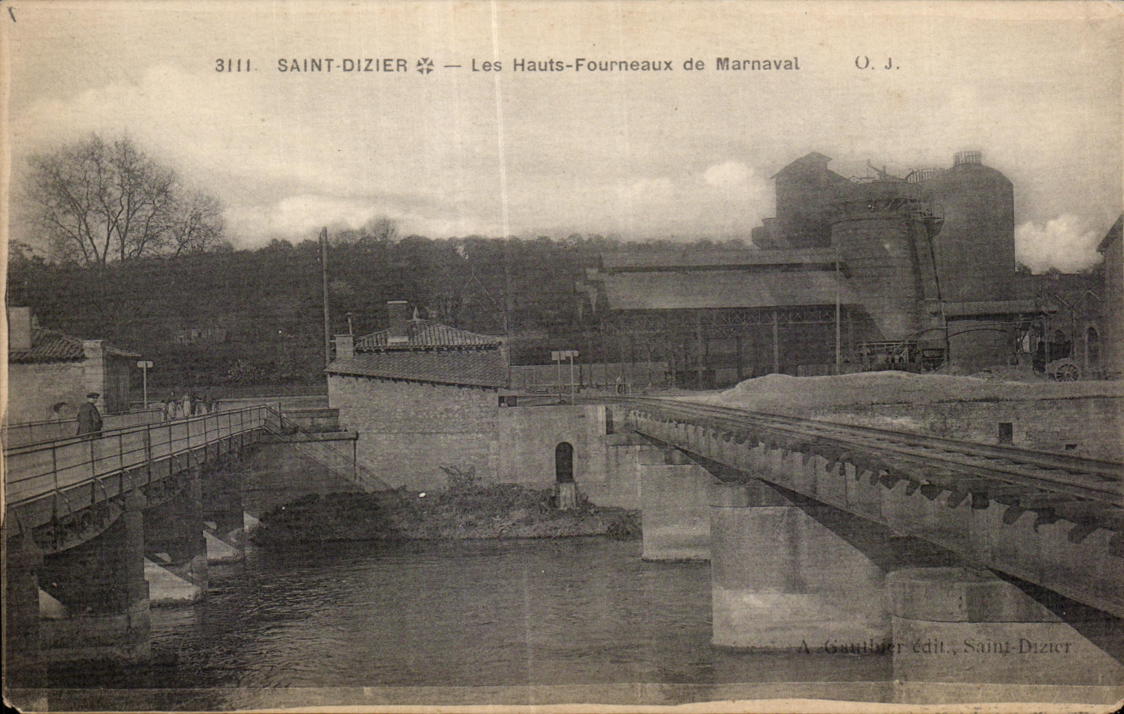CPA saint dizier les hauts fourneaux de marnaval