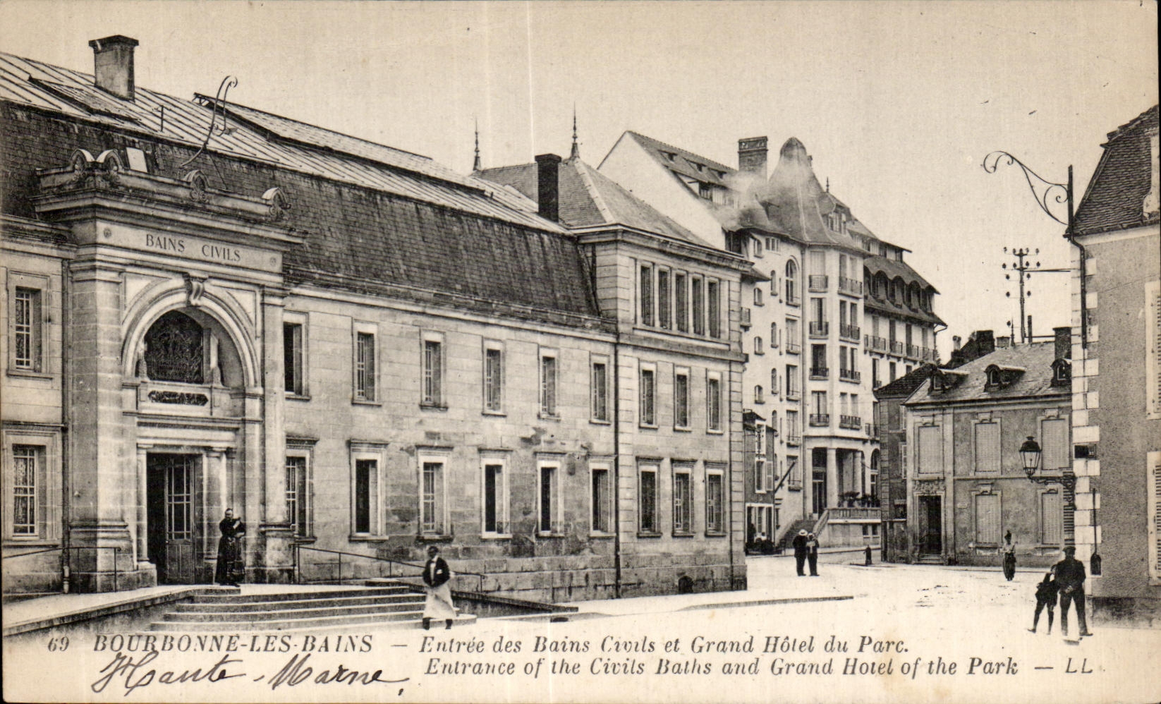 CPA Bourbonne Les Bains Entree des Bains Civils et Grand Hotel Du Parc