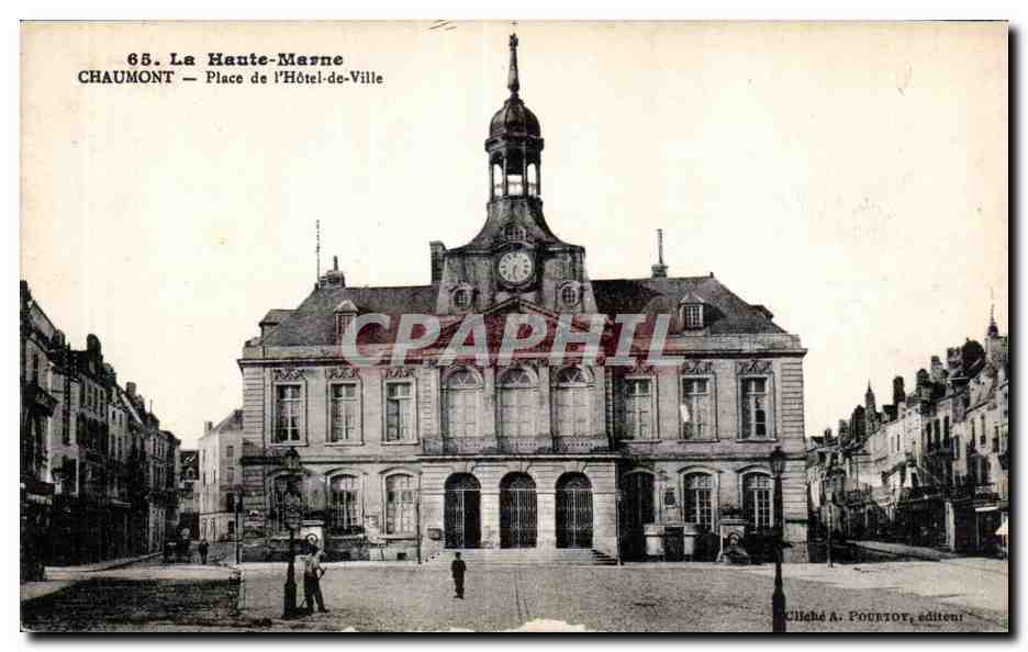 CPA La haute-marne chaumont place de I Hotel de ville