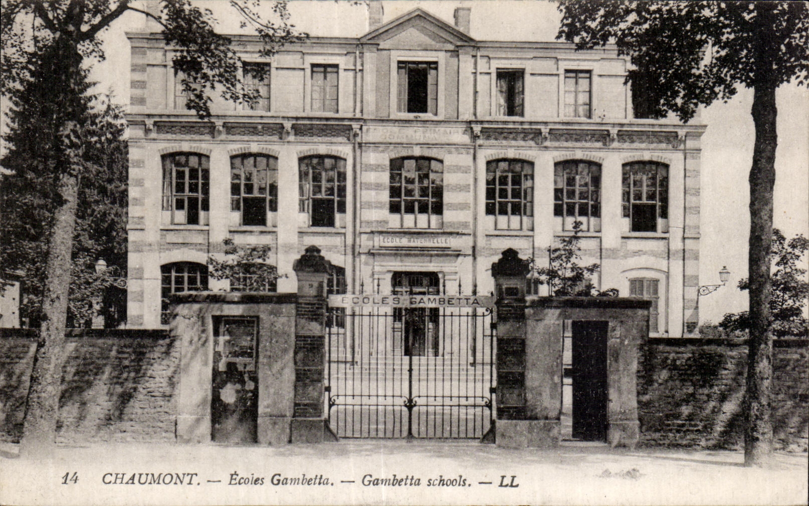 Chaumont — Écoles Gambetta — LL