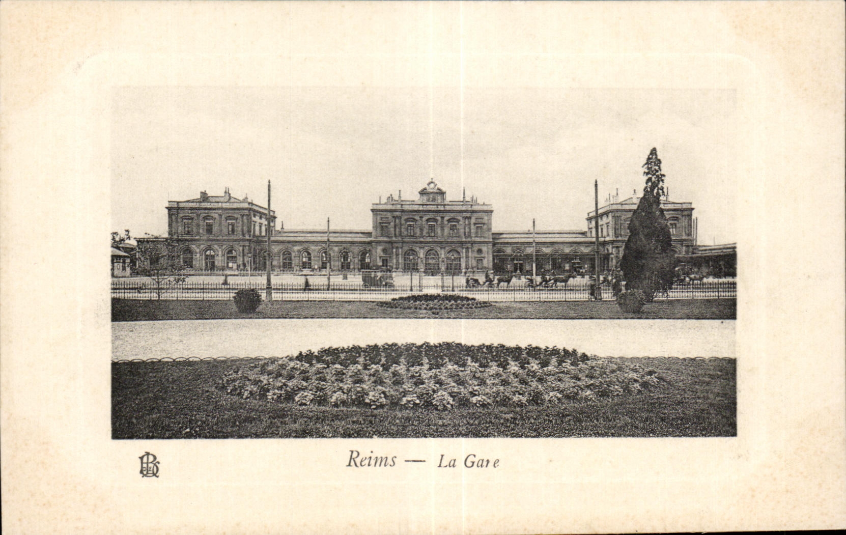 CPA Reims La gare 