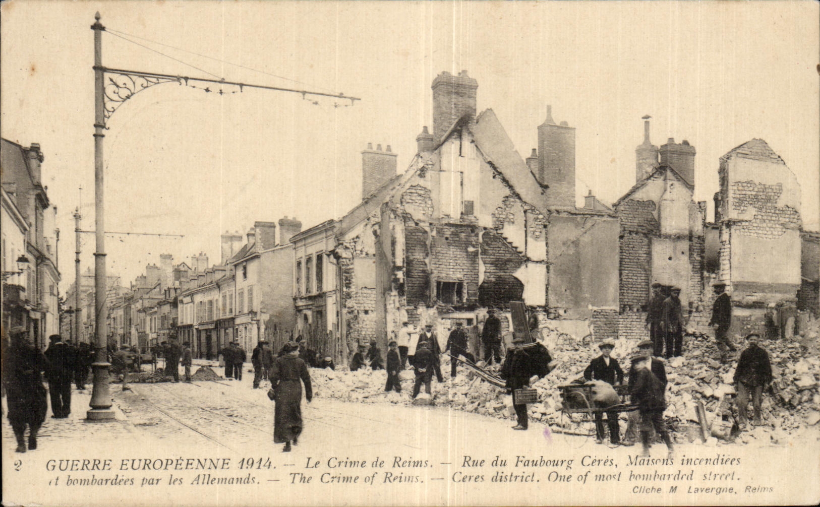 Reims — Rue du Faubourg Cérès, maisons incendiées — Cliché M. Lavergne, Reims