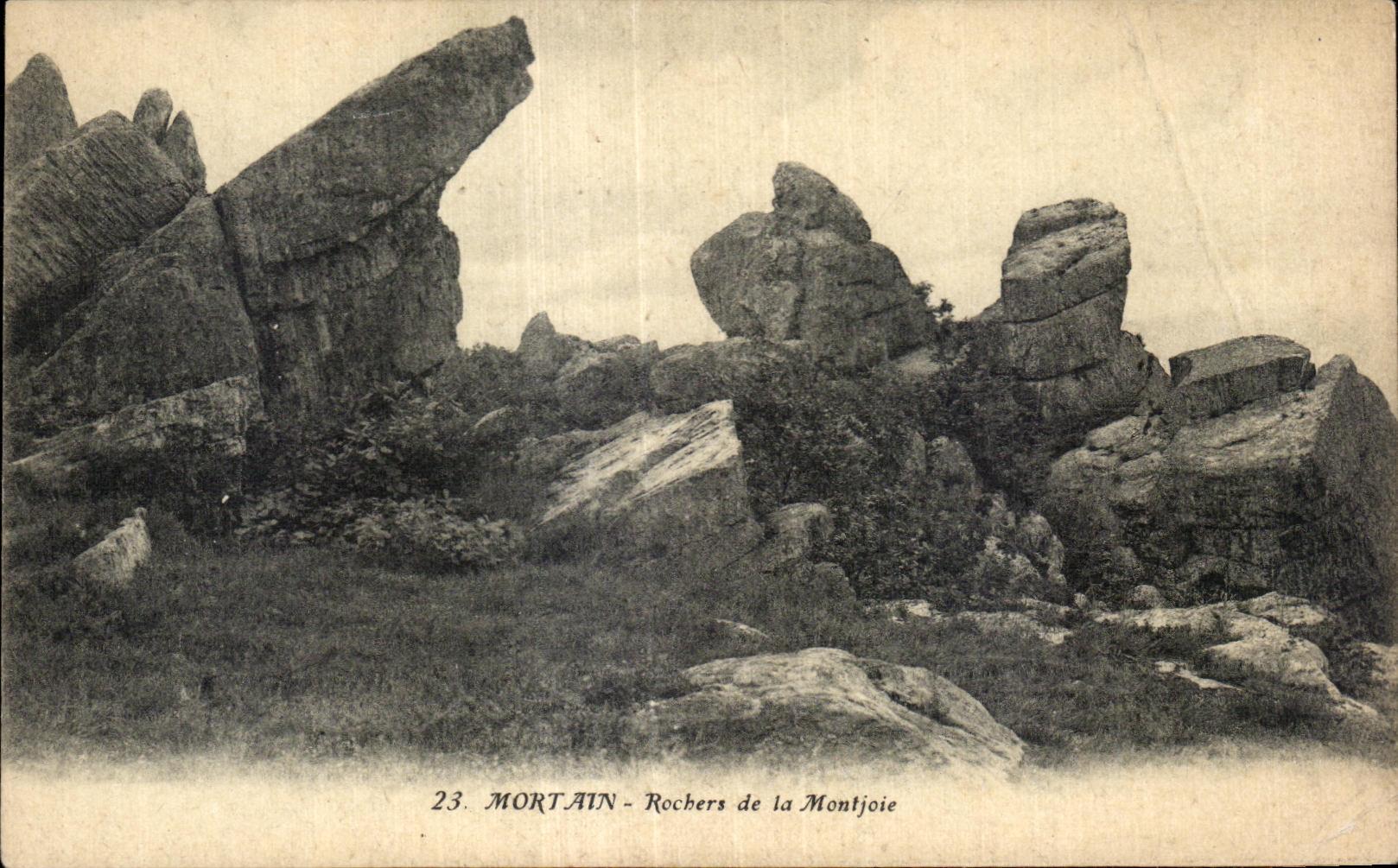 CPA Mortain Rochers de la Montjoie