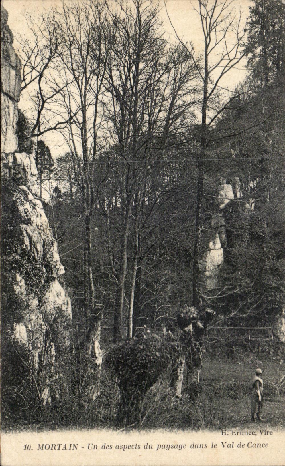 MORTAIN - Un des aspects du paysage dans le Val de Cance — H. Ermice, Vire