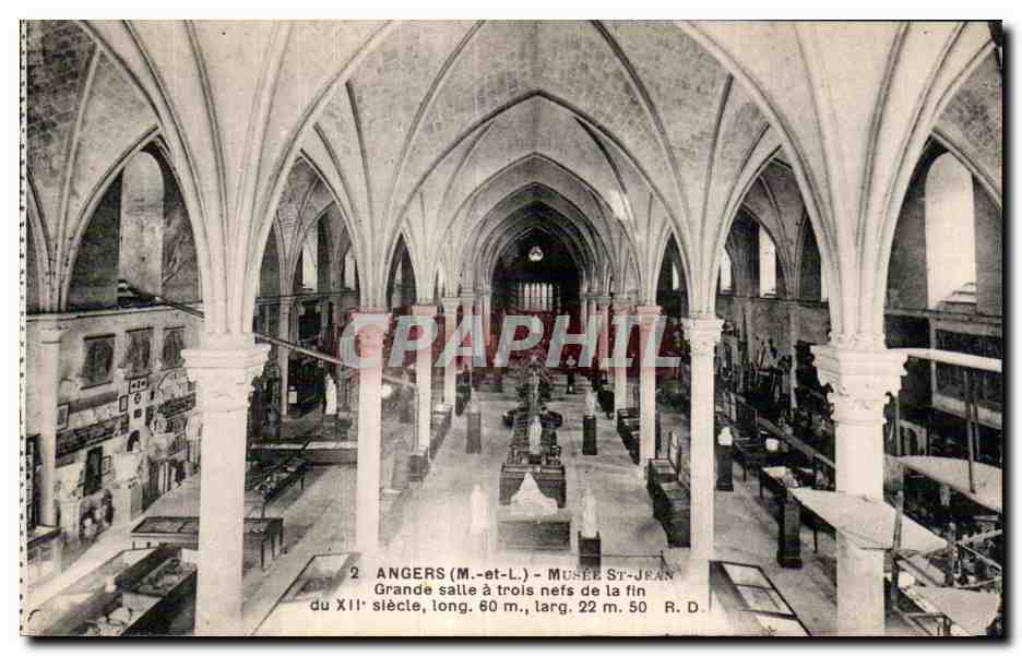 CPA Angers Musee st jean grande salle a trois nefs de la fin du xii slecle long 60 m larg 22 m R D