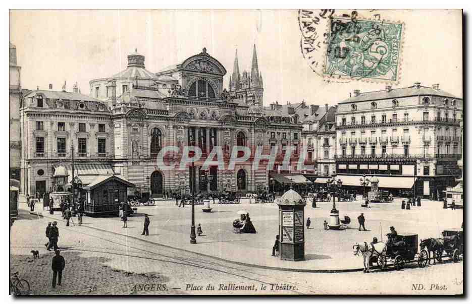 CPA Angers Place du ralliement Le theatre 