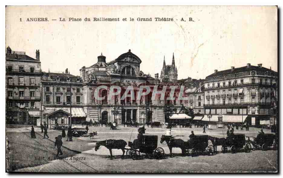 CPA Angers La place du ralliement et le grand theatre