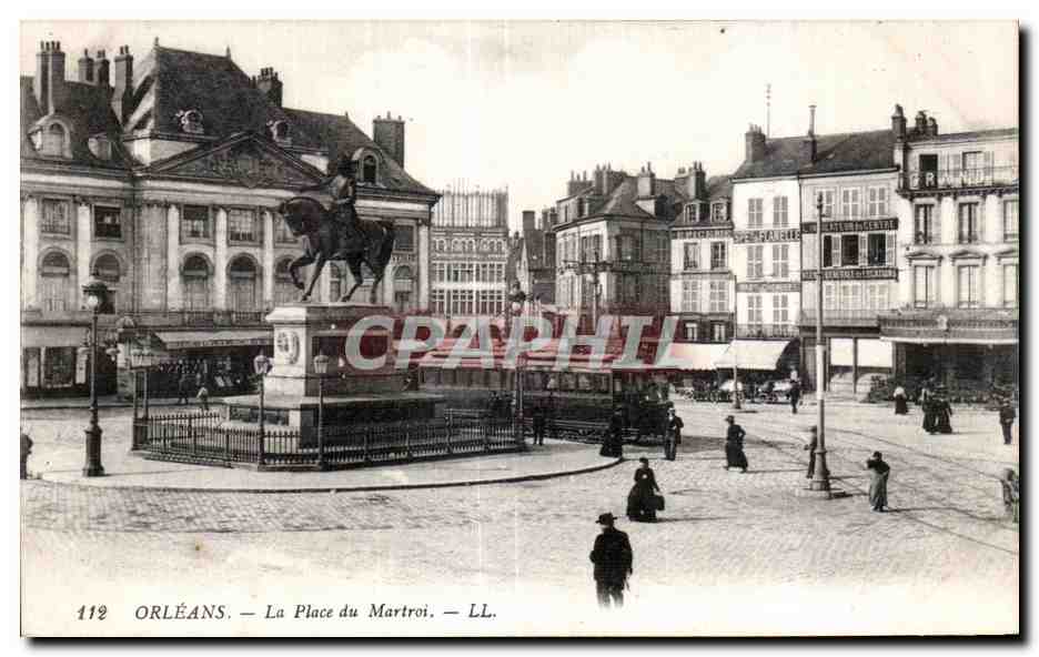 CPA Orleans La Place du Martroi Tramway