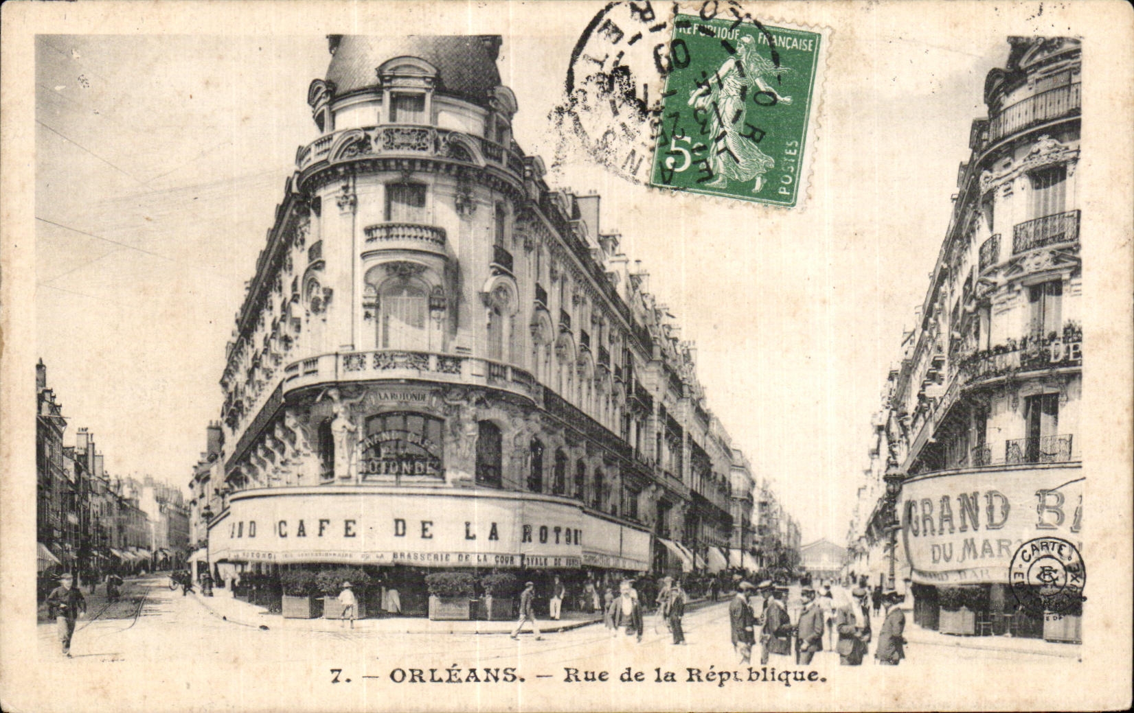Orléans — Rue de la République — Café de la Rotonde