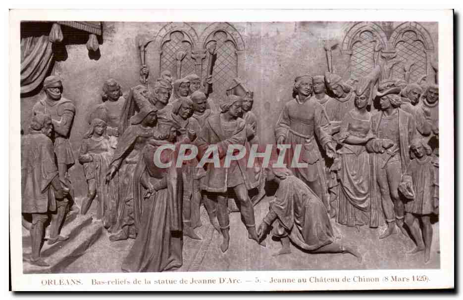 CPA Orleans Bas reliefs de Ia statue de jeanne D Arc Jeanne au Chateau de Chinon