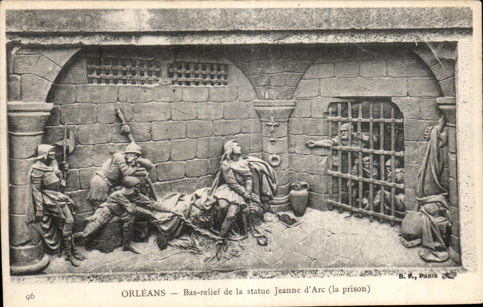 CPA Orleans Bas relief de la statue Jeanne d Arc (la Prison)