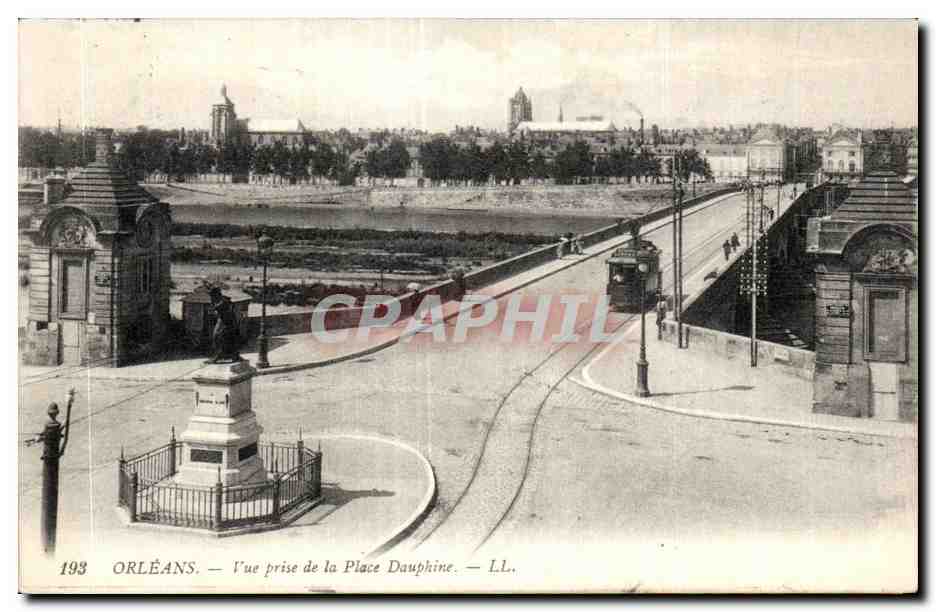 Orléans — Vue prise de la Place Dauphine — LL. n°193
