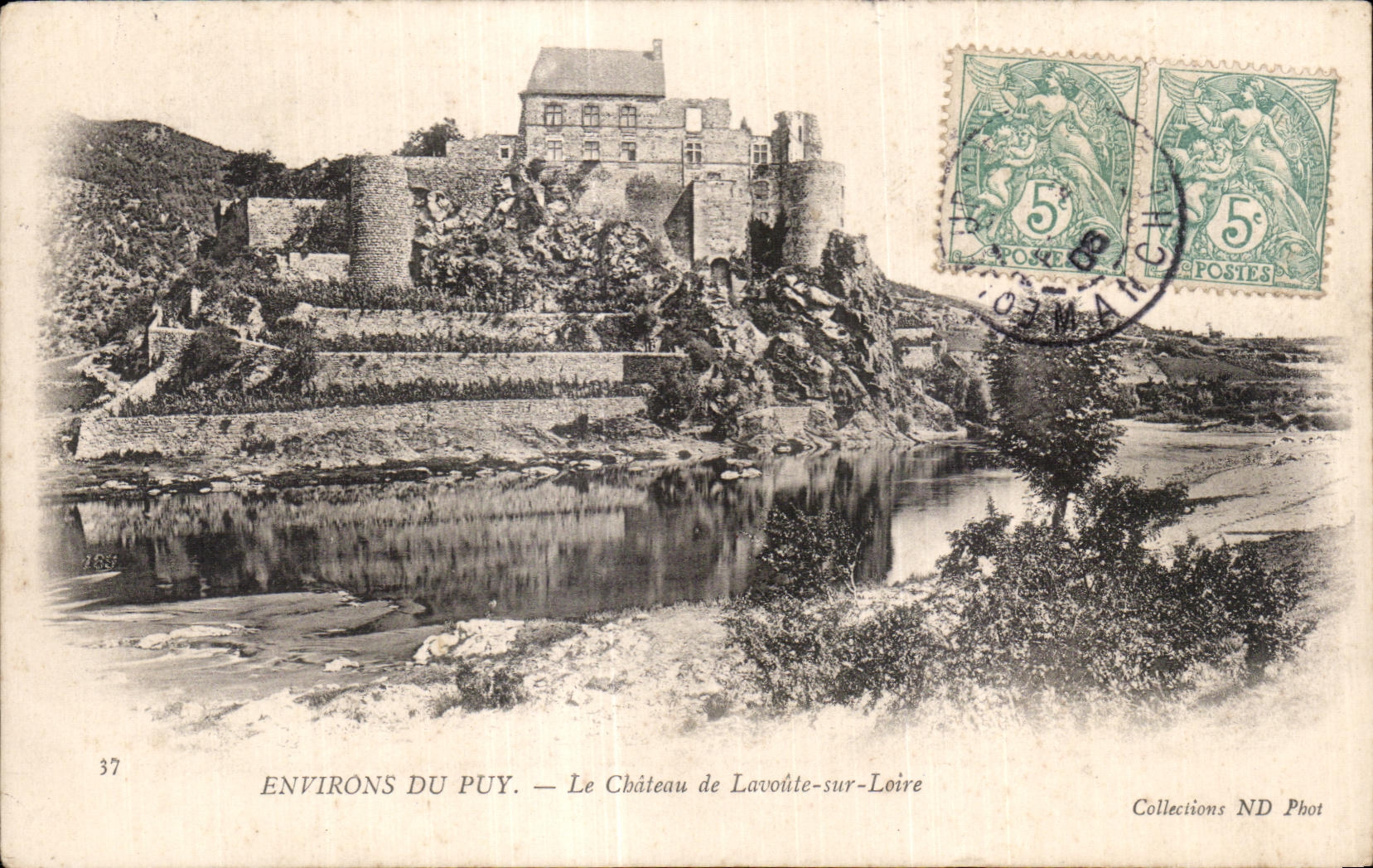 Environs du Puy — Le Château de Lavoûte-sur-Loire — Collections ND Phot