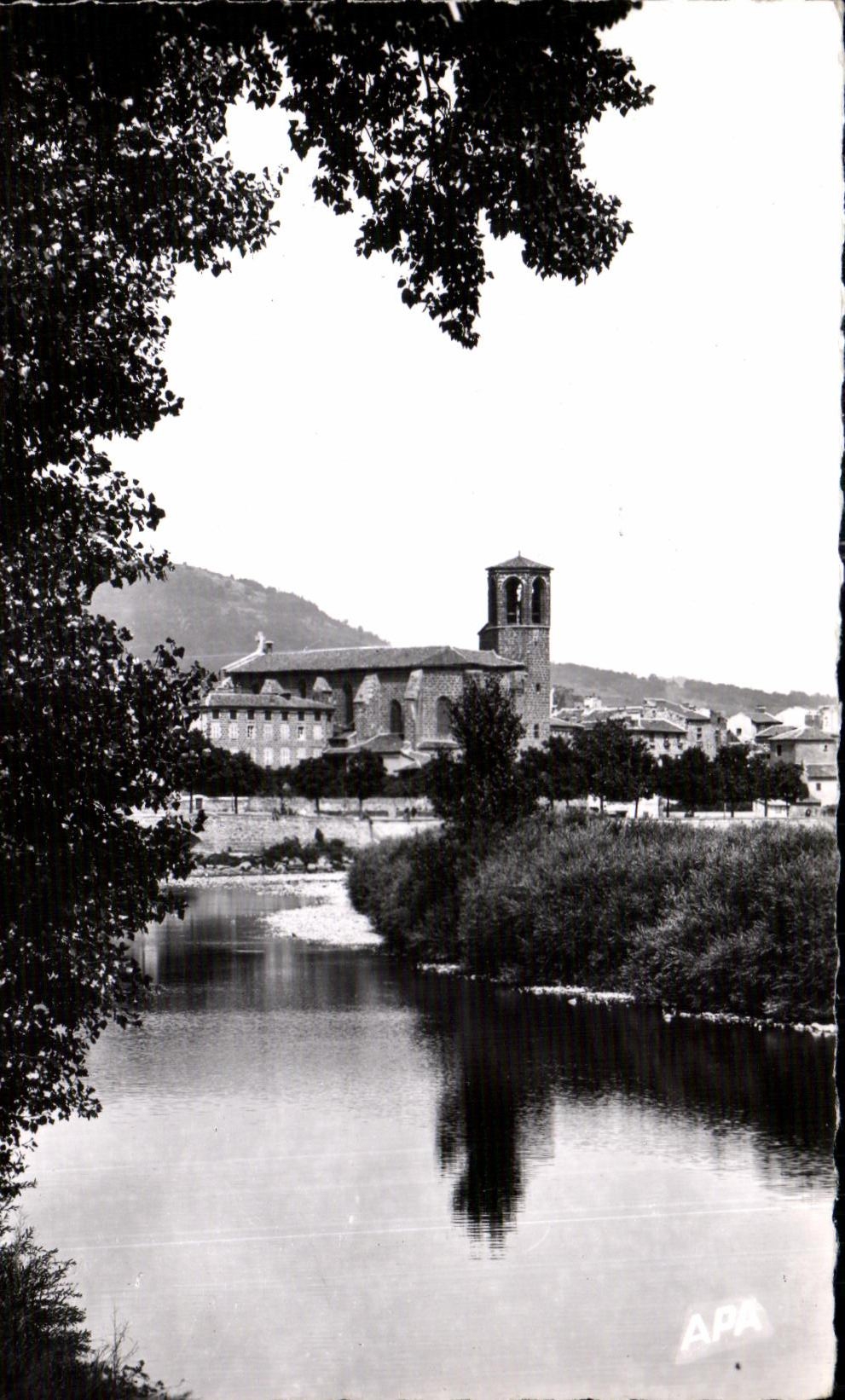 CPA Langeac L Eglise vue de I ll d Amour