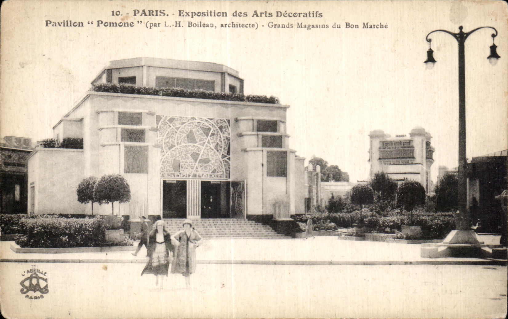 Paris - Exposition des Arts Décoratifs - Pavillon 'Pomene' (par L.-H. Boileau, architecte) - Grands Magasins du Bon Marché