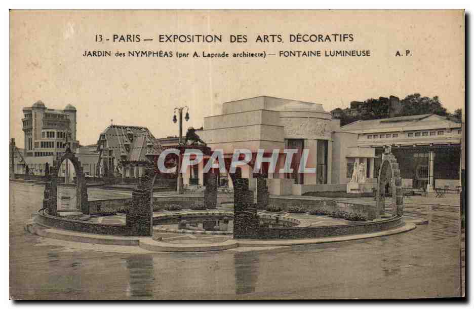Parigi — Esposizione degli Arti Decorativi — Giardino delle Ninfée (da A. Laprade, architetto) — Fontana Luminosa