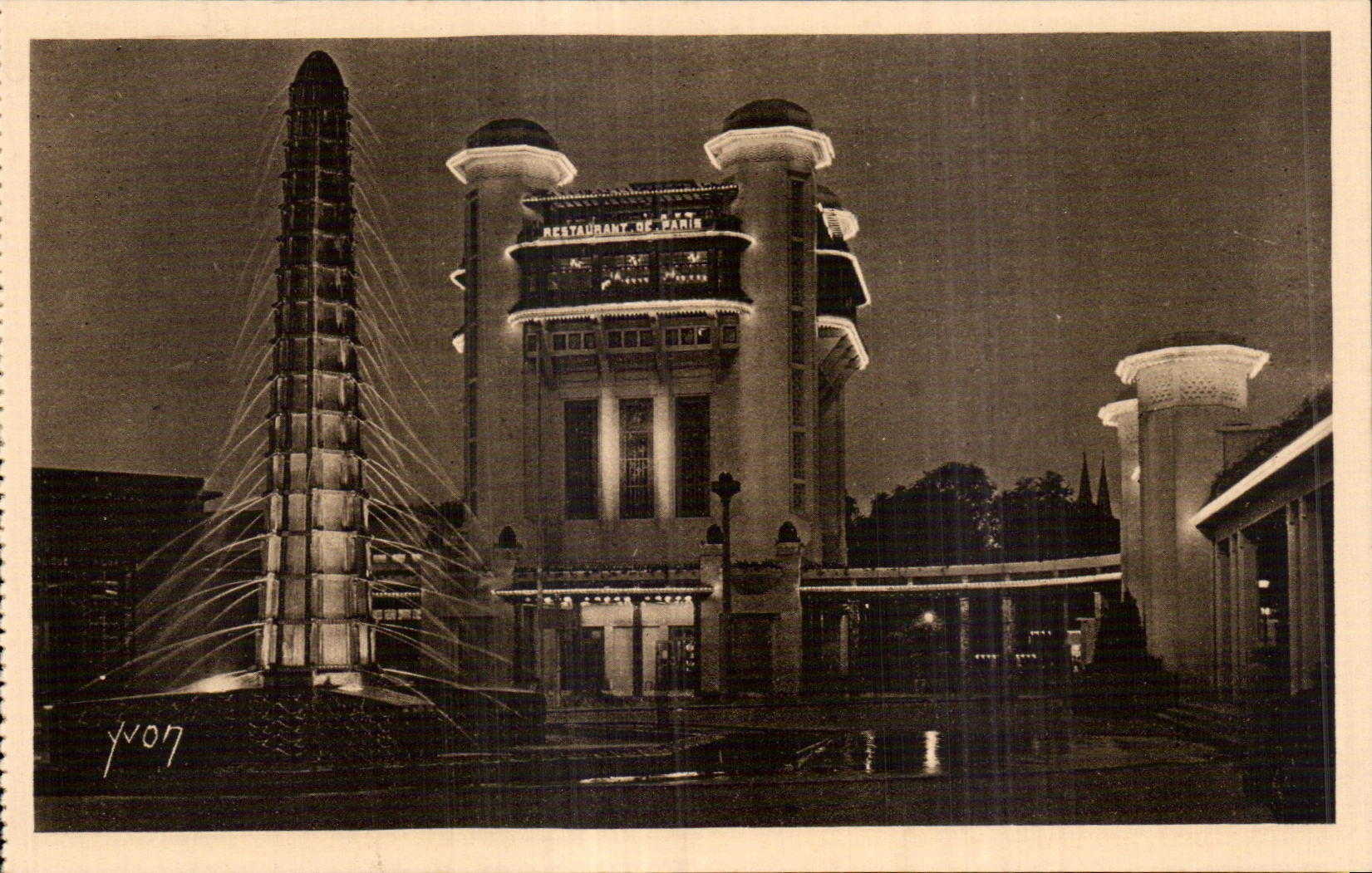 Exposition Internationale des Arts Décoratifs — Fontaine de Lalique et Restaurant de Paris — Édition d'Art YVON