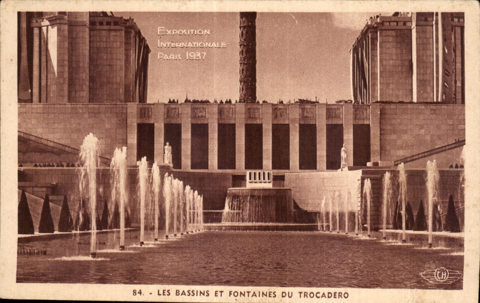 Les bassins et fontaines du Trocadéro — Exposition Internationale Paris 1937 — H. CHIPAUT, Boulogne-sur-Seine