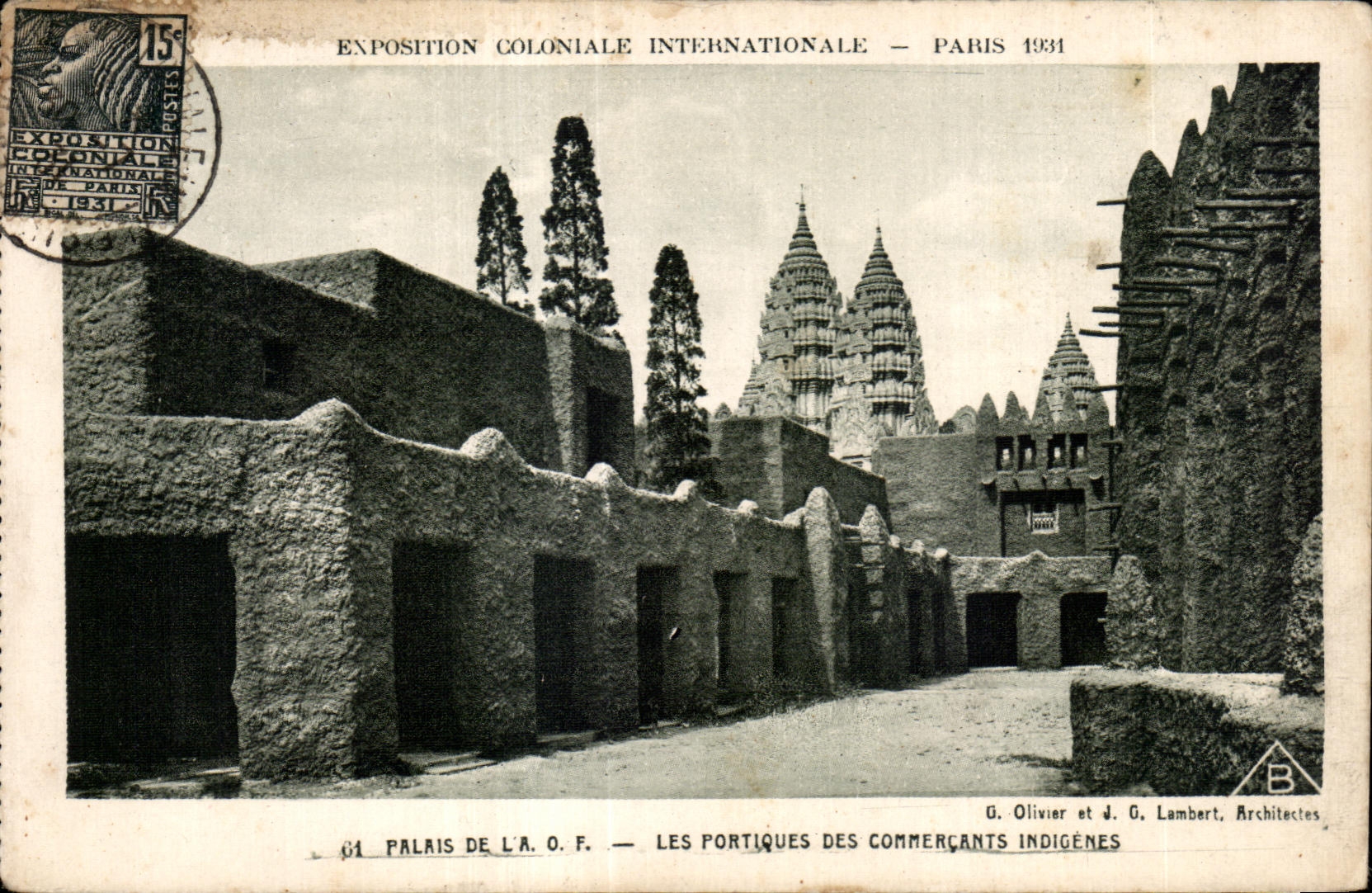 Palais de l'A.O.F. — Les portiques des commerçants indigènes — Exposition Coloniale Internationale — Paris 1931