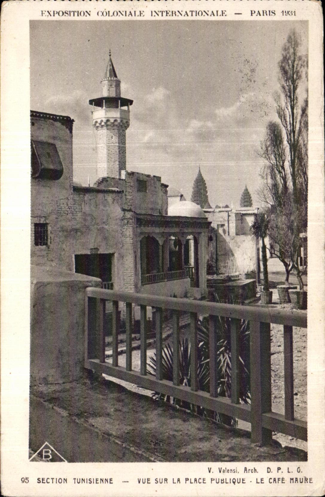 Section Tunisienne — Vue sur la Place Publique — Le Café Maure — Exposition Coloniale Internationale, Paris 1931