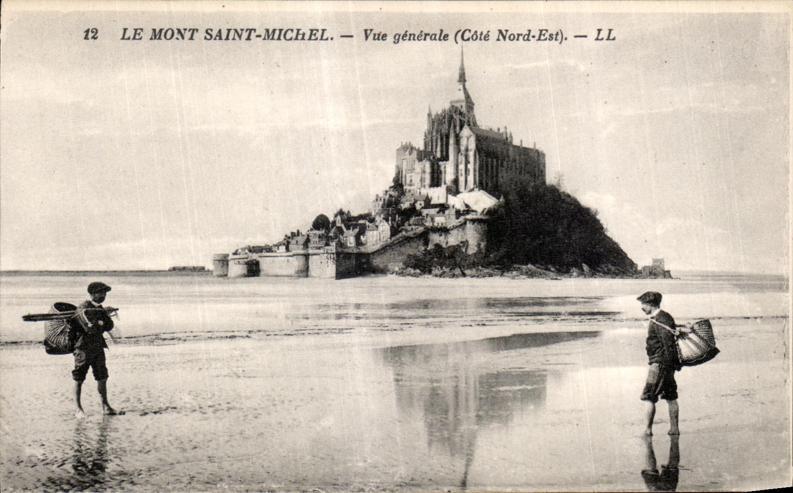 Le Mont Saint-Michel — Vue générale (Côté Nord-Est) — LL