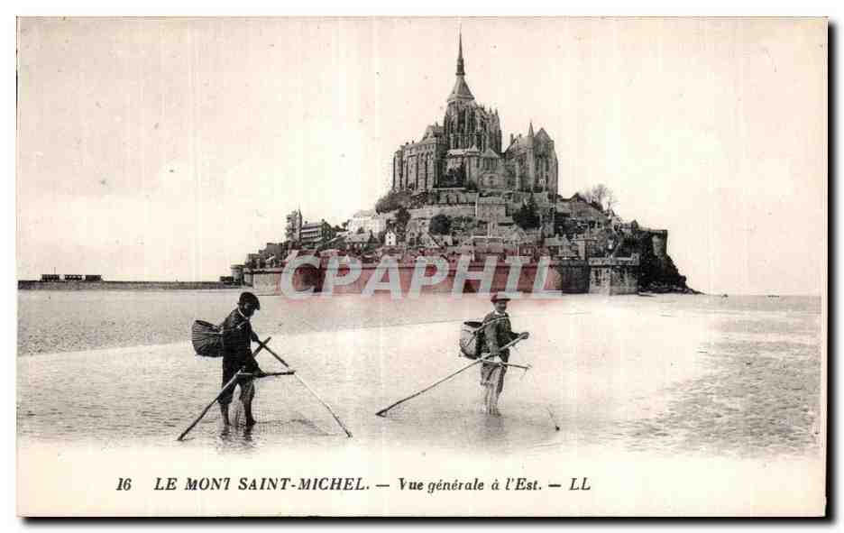 CPA Le mont saint michel Vue generale a l est Peche pecheurs
