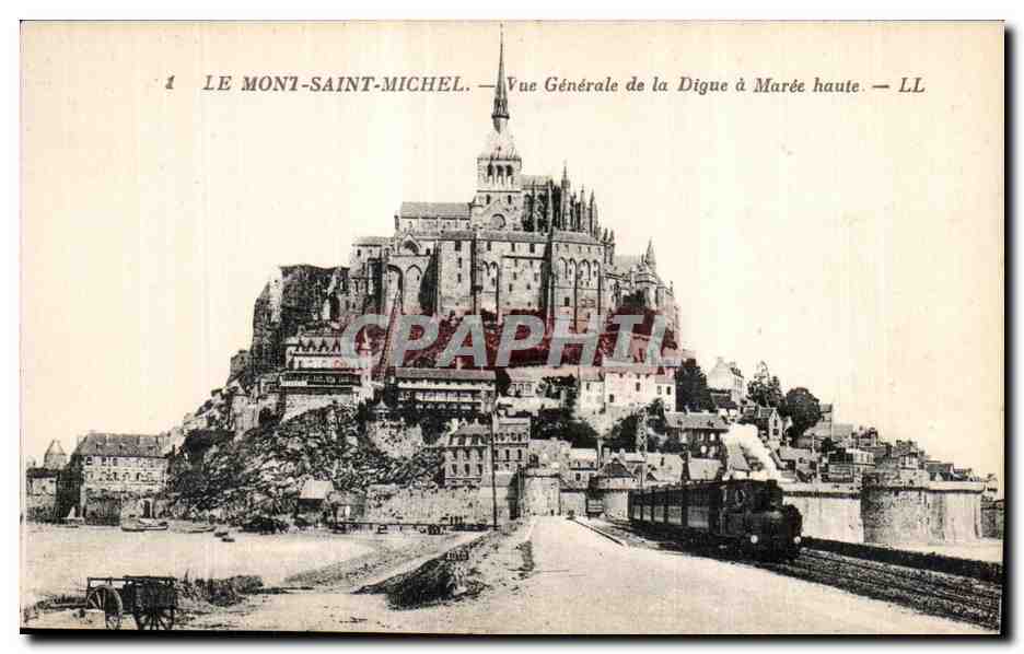 CPA Le mont saint michel Vue generale de la digue a maree haute Train 