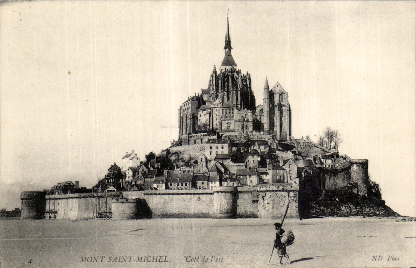 Mont Saint-Michel — Côté de l'est — ND Phot